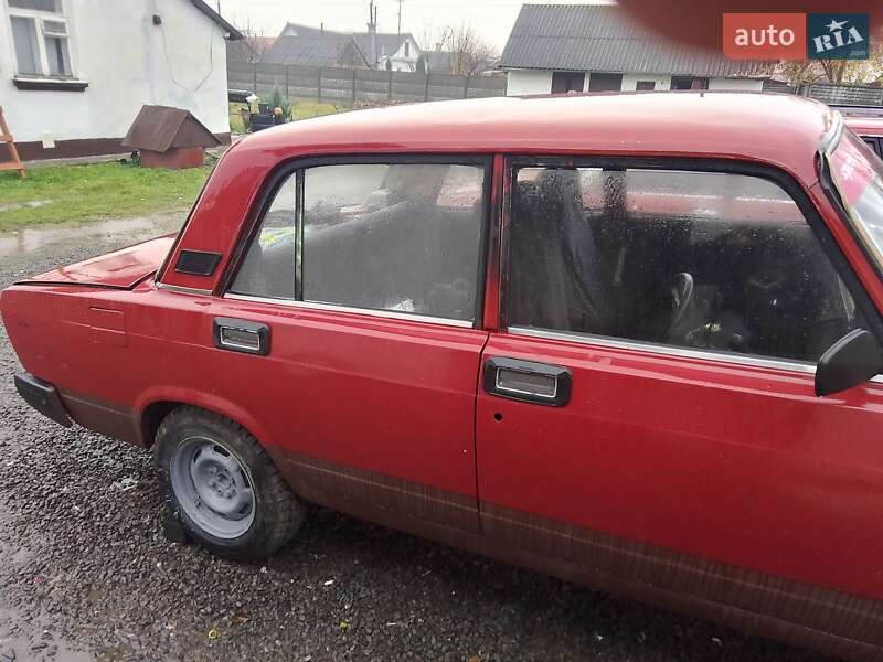 Седан ВАЗ / Lada 2107 1993 в Ровно фото 7 Седан ВАЗ / Lada 2107 1993 в Ровно