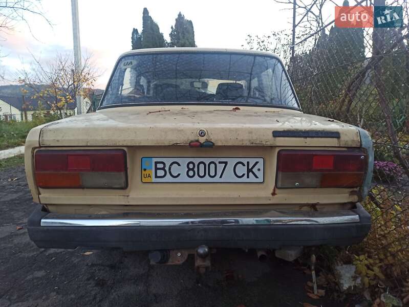 Седан ВАЗ / Lada 2107 1988 в Золочеве фото 11 Седан ВАЗ / Lada 2107 1988 в Золочеве
