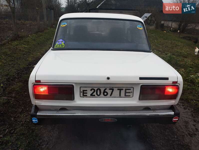 Седан ВАЗ / Lada 2107 1989 в Теребовле