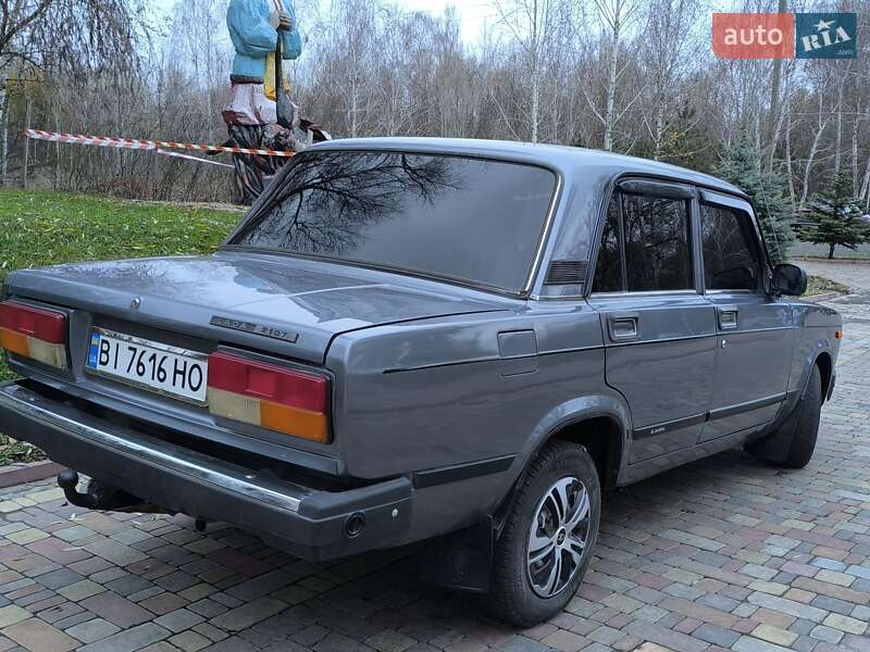 Седан ВАЗ / Lada 2107 2008 в Миргороде