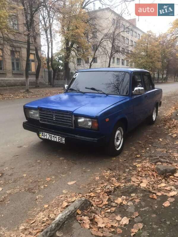 Седан ВАЗ / Lada 2107 2006 в Славянске