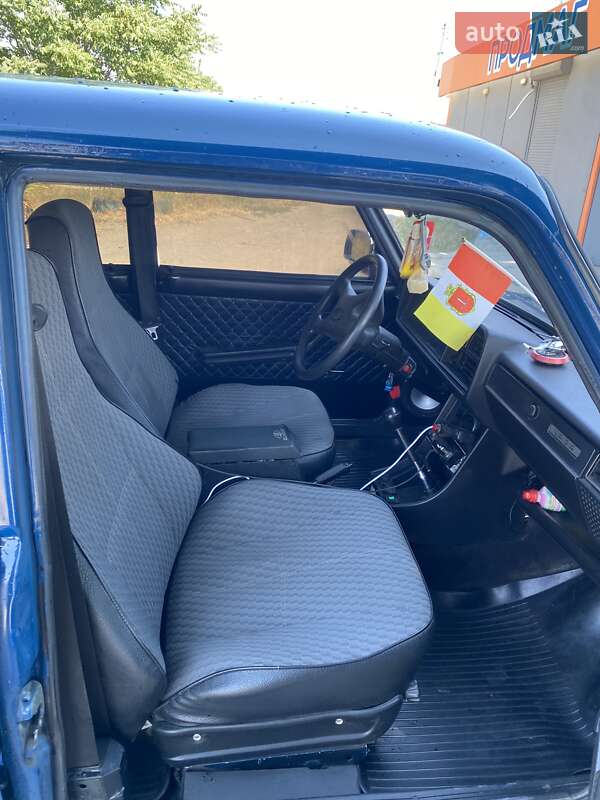 Седан ВАЗ / Lada 2107 2004 в Одессе фото 2 Седан ВАЗ / Lada 2107 2004 в Одессе