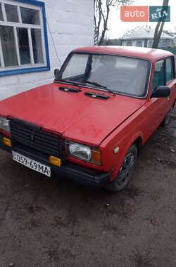 Седан ВАЗ 2107 1995 в Шполі