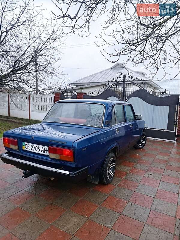 Седан ВАЗ / Lada 2107 1989 в Чернівцях