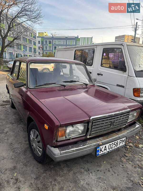 ВАЗ / Lada 2107 2002 ВАЗ / Lada 2107 2002