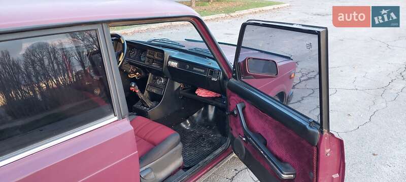 Седан ВАЗ / Lada 2107 1996 в Горишних Плавнях фото 6 Седан ВАЗ / Lada 2107 1996 в Горишних Плавнях