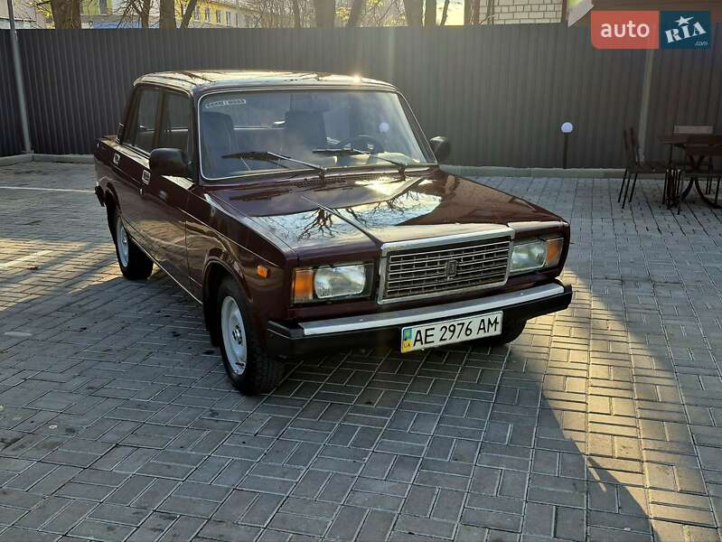 Седан ВАЗ / Lada 2107 2006 в Новомосковске