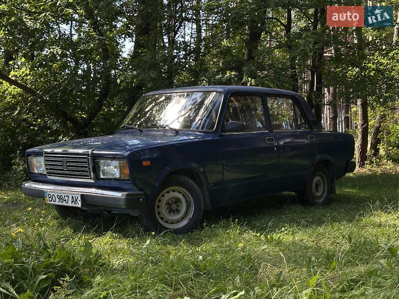 Седан ВАЗ / Lada 2107 2002 в Кременце
