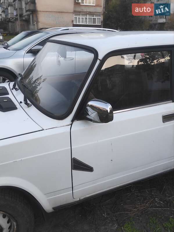 Седан ВАЗ / Lada 2107 2004 в Павлограде