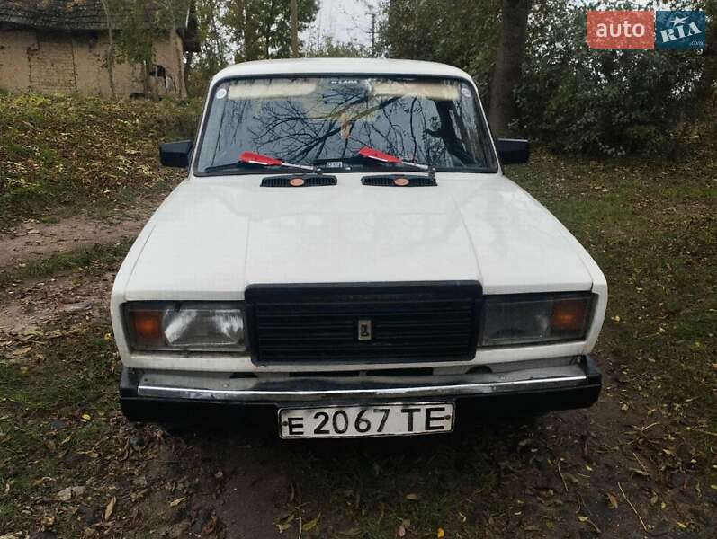 Седан ВАЗ / Lada 2107 1989 в Теребовле фото 11 Седан ВАЗ / Lada 2107 1989 в Теребовле