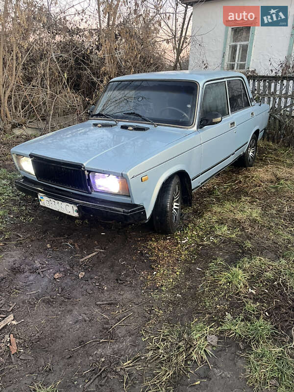 Седан ВАЗ / Lada 2107 1986 в Білопіллі фото Седан ВАЗ / Lada 2107 1986 в Білопіллі