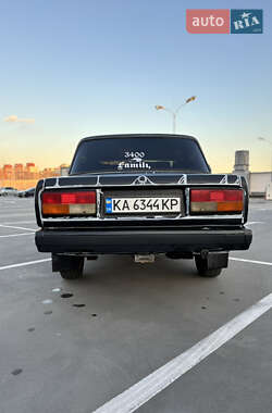 Седан ВАЗ / Lada 2107 2008 в Киеве