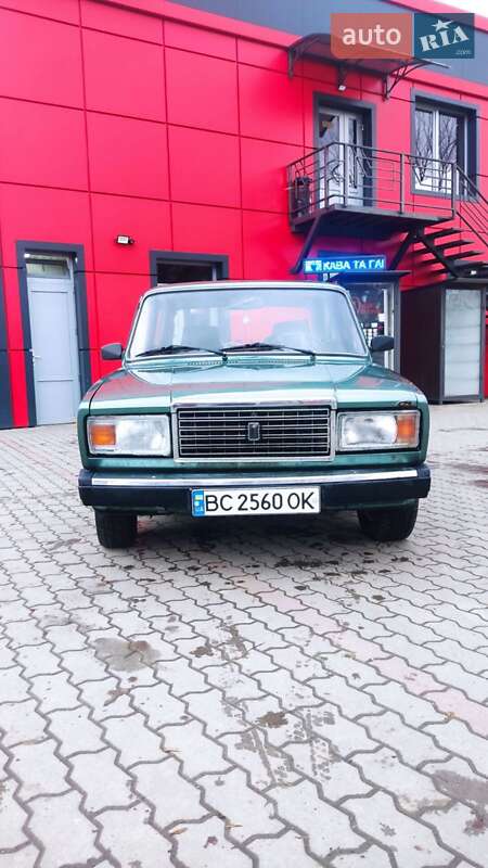 Седан ВАЗ / Lada 2107 2006 в Калуше