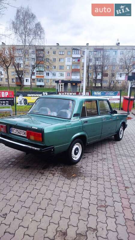 Седан ВАЗ / Lada 2107 2006 в Калуше