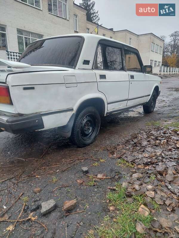 Седан ВАЗ / Lada 2107 1996 в Александрие