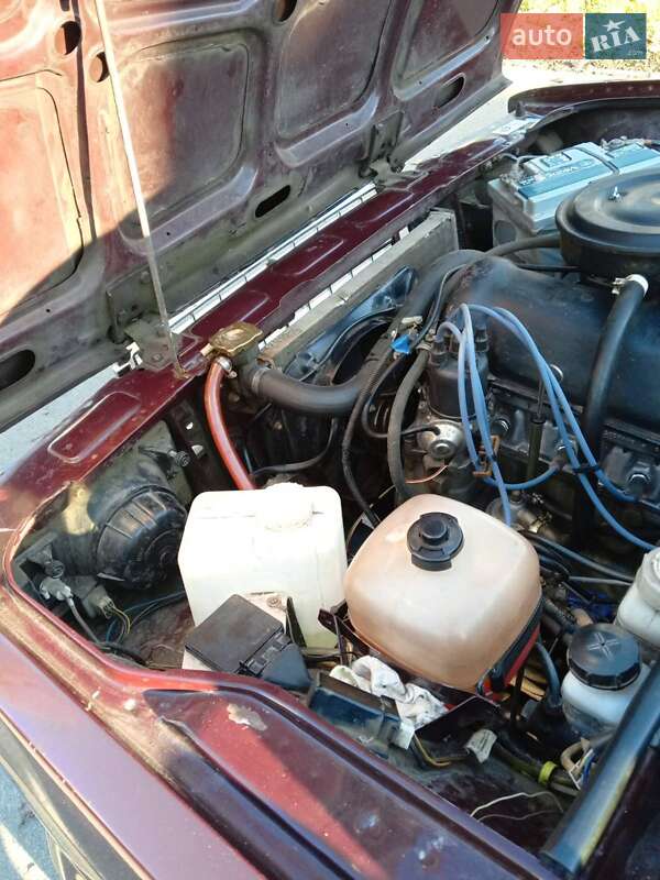 Седан ВАЗ / Lada 2107 2005 в Киеве