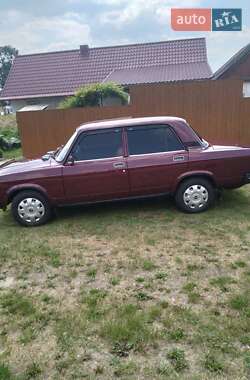 Седан ВАЗ 2107 2007 в Звягелі