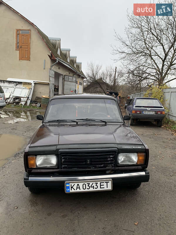 Седан ВАЗ / Lada 2107 2004 в Бершади фото 4 Седан ВАЗ / Lada 2107 2004 в Бершади