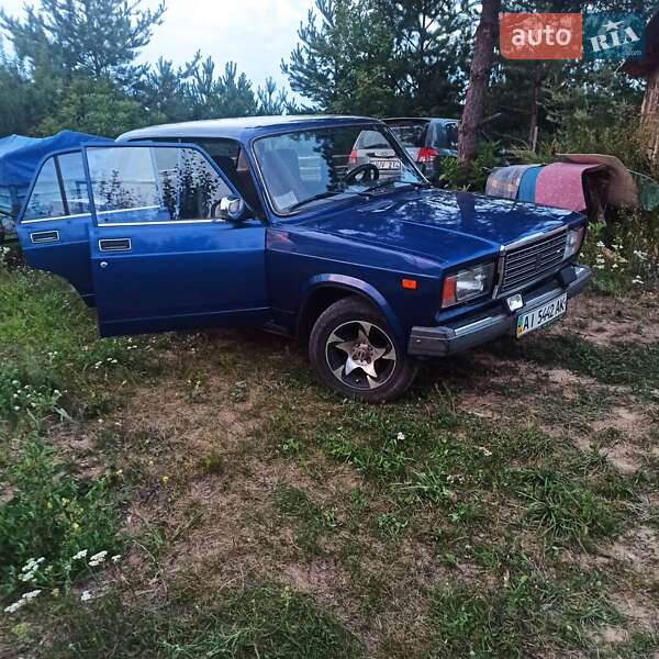 Седан ВАЗ / Lada 2107 2006 в Ржищеві