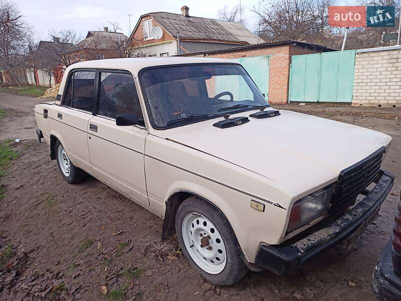 Седан ВАЗ / Lada 2107 1998 в Харькове фото 3 Седан ВАЗ / Lada 2107 1998 в Харькове