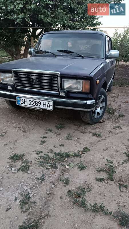 Седан ВАЗ / Lada 2107 1998 в Великодолинском