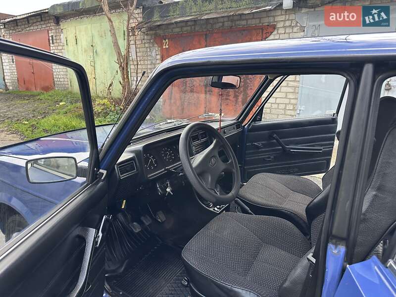 Седан ВАЗ / Lada 2107 2003 в Миколаєві