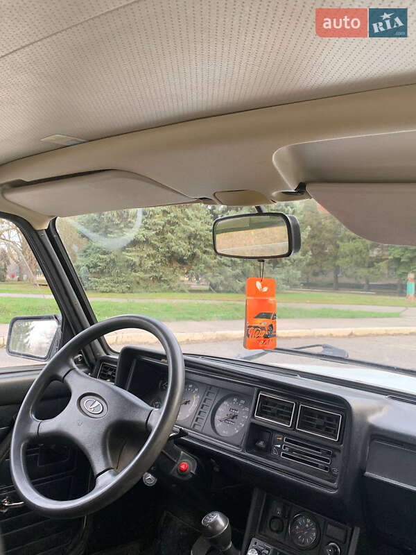 Седан ВАЗ / Lada 2107 2006 в Желтых Водах фото 9 Седан ВАЗ / Lada 2107 2006 в Желтых Водах