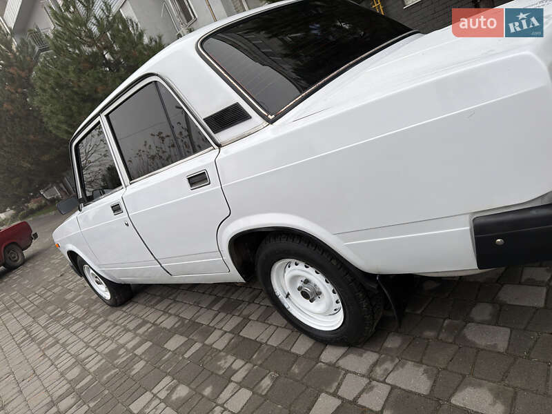 Седан ВАЗ / Lada 2107 2008 в Днепре