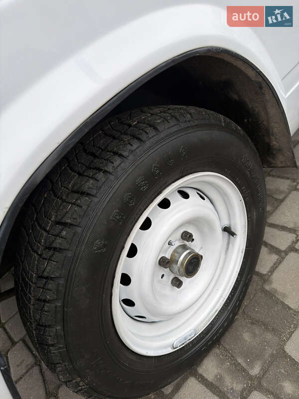 Седан ВАЗ / Lada 2107 2008 в Днепре