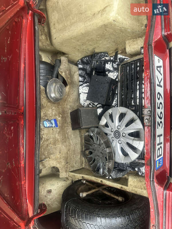 Седан ВАЗ / Lada 2107 1986 в Одессе