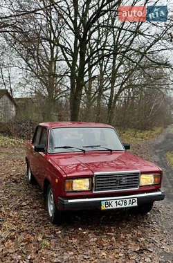 Седан ВАЗ 2107 2008 в Зарічному