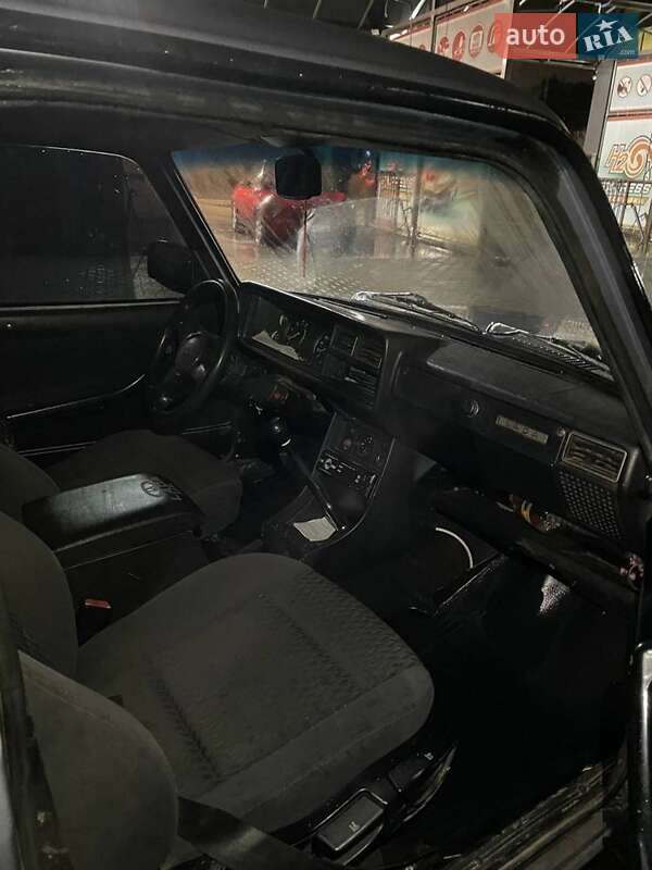 Седан ВАЗ / Lada 2107 2008 в Черновцах