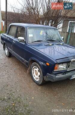 Седан ВАЗ 2107 1985 в Дунаївцях