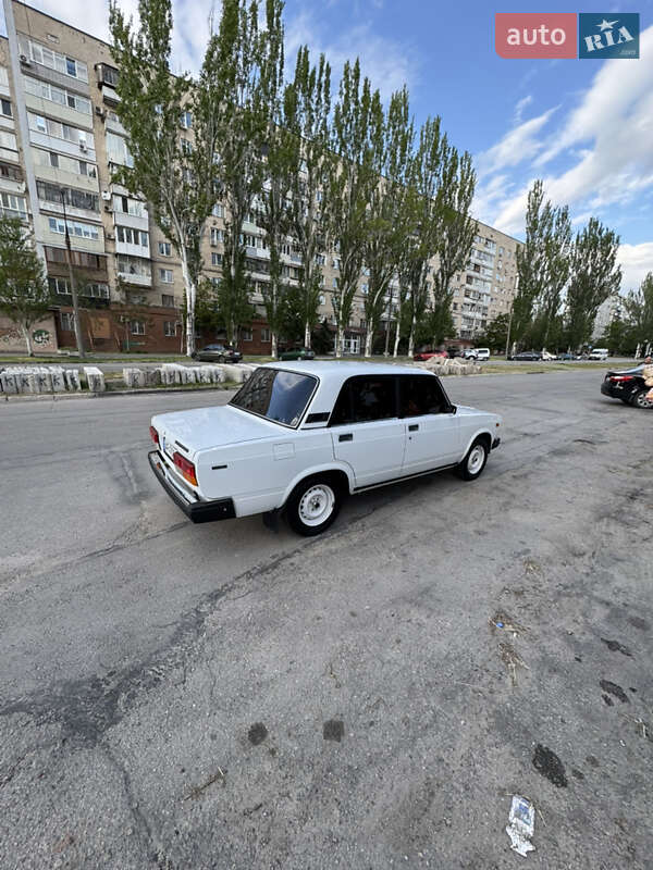 Седан ВАЗ / Lada 2107 2004 в Запоріжжі фото 7 Седан ВАЗ / Lada 2107 2004 в Запоріжжі