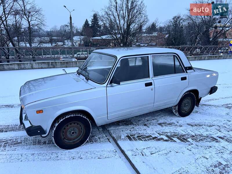 Седан ВАЗ / Lada 2107 2011 в Харькове фото 2 Седан ВАЗ / Lada 2107 2011 в Харькове