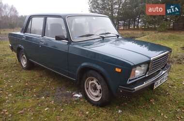 Седан ВАЗ 2107 2004 в Вараші