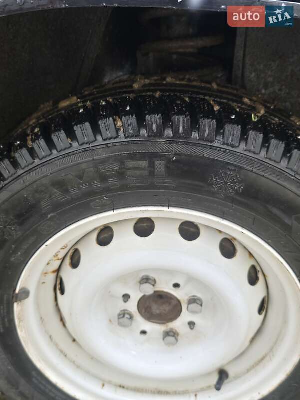 Седан ВАЗ / Lada 2107 2003 в Залещиках фото 11 Седан ВАЗ / Lada 2107 2003 в Залещиках