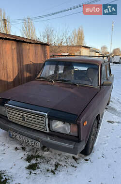 Седан ВАЗ / Lada 2107 2005 в Первомайську