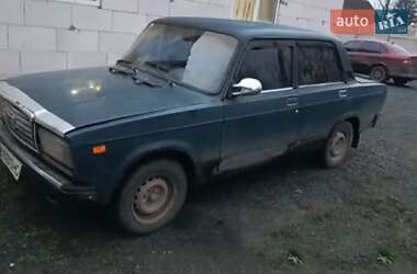 Седан ВАЗ / Lada 2107 1998 в Звягеле