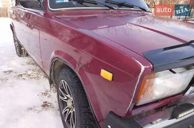 Седан ВАЗ 2107 2004 в Черновцах