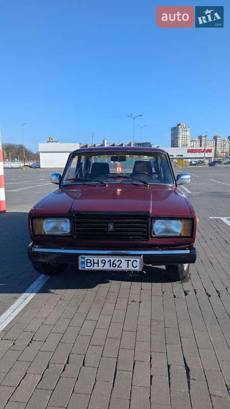 Седан ВАЗ / Lada 2107 2000 в Одессе фото 6 Седан ВАЗ / Lada 2107 2000 в Одессе