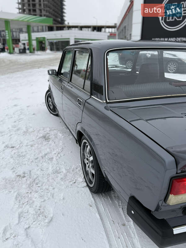 Седан ВАЗ / Lada 2107 2008 в Києві