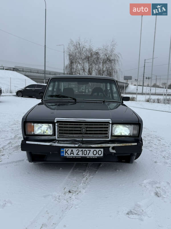 Седан ВАЗ / Lada 2107 2008 в Києві