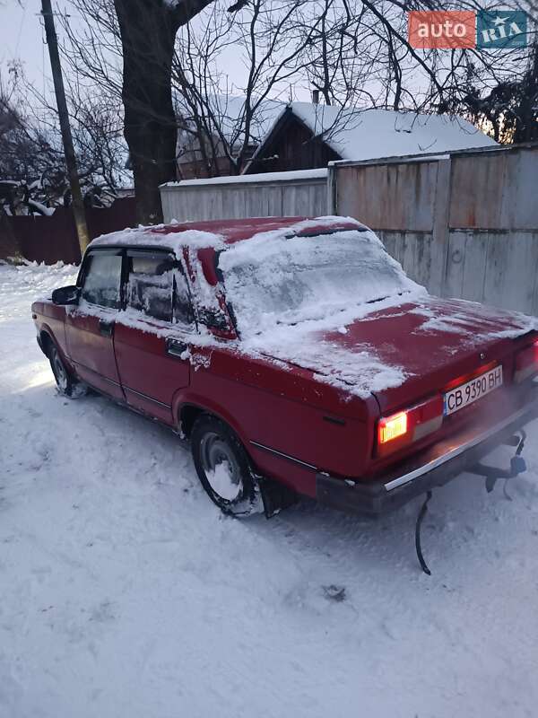 Седан ВАЗ / Lada 2107 1996 в Ніжині