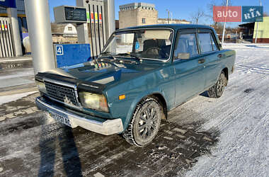 Седан ВАЗ 2107 2005 в Звягелі