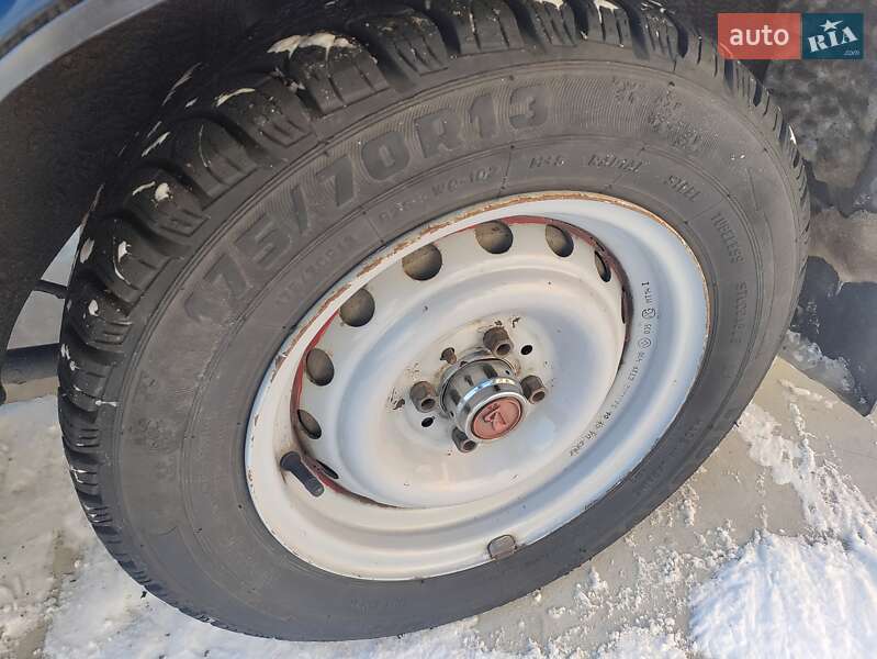 Седан ВАЗ / Lada 2107 2009 в Конотопе