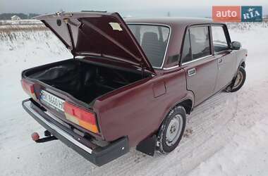 Седан ВАЗ 2107 2006 в Сарнах