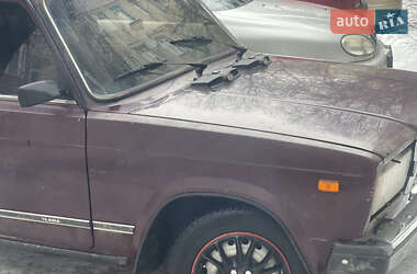 Седан ВАЗ 2107 2005 в Черновцах