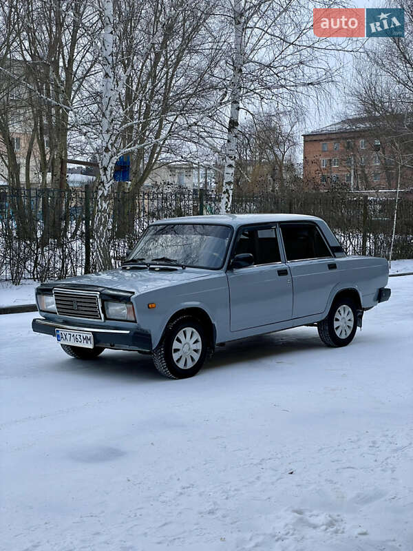 Седан ВАЗ / Lada 2107 2010 в Богодухове