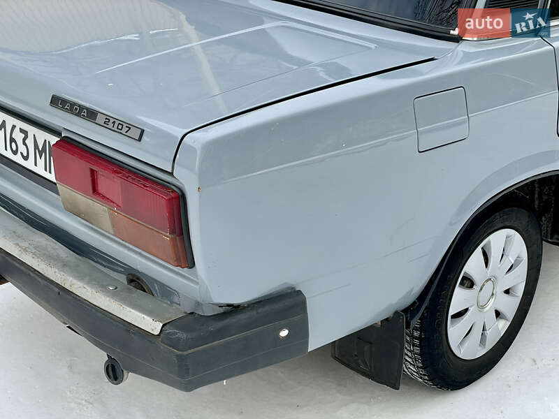 Седан ВАЗ / Lada 2107 2010 в Богодухове